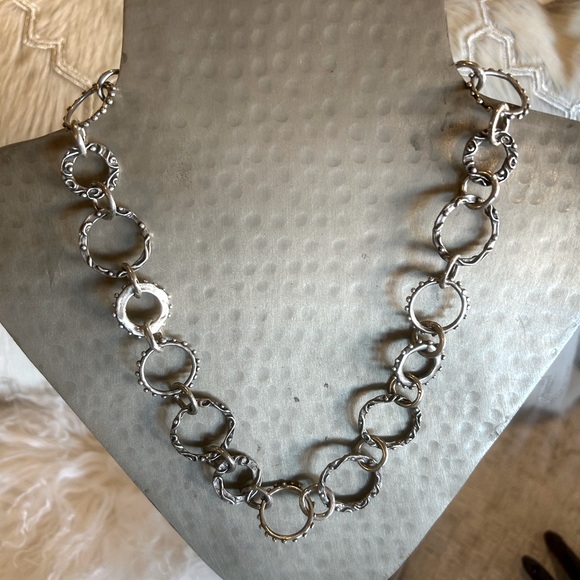 Striking 925 Sterling Silver Stamped Designer Looped Necklace. Very unique! - Picture 8 of 16